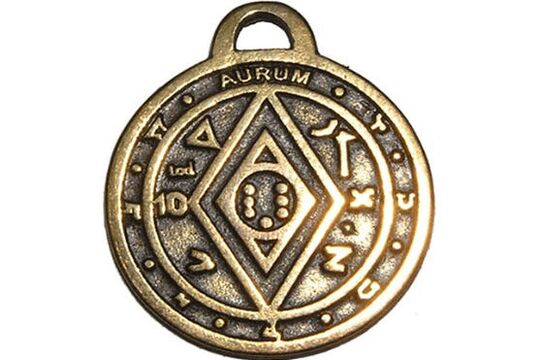 amulet od novčića za sreću i bogatstvo